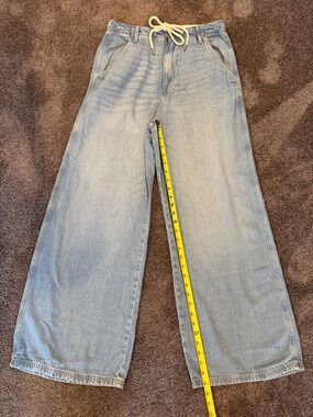 NWT Light Wash Wide Leg Drawstring Denim Pants